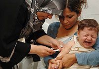 Pitnastomiesiczny Jad szczepiony na odr w obozie dla uchodcw w Bejrucie